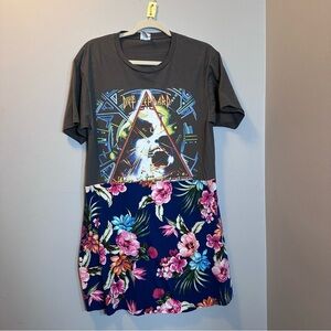 Def Leppard dress up cycle floral raw hem